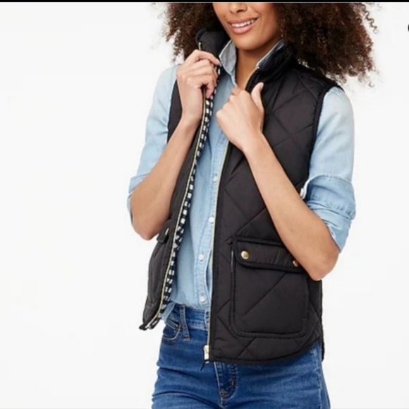 J. Crew Factory Puffer Vest Snap Pockets Black BJ901 Black Gold Zipper NEW Comfy - Picture 14 of 15